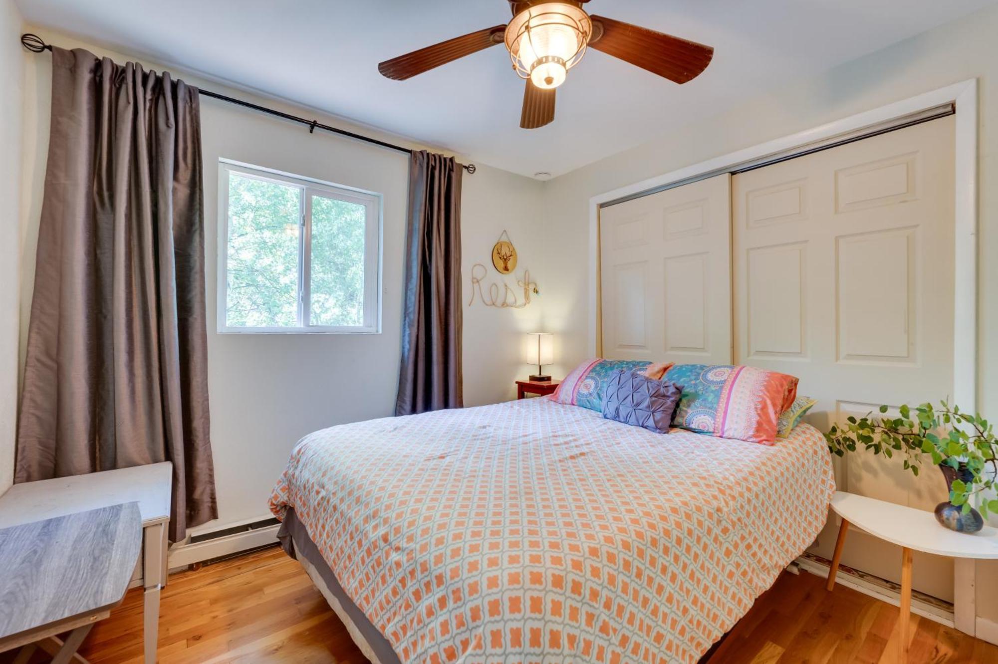Stunning Golden Home With Deck About 35 Mi To Denver! Екстер'єр фото